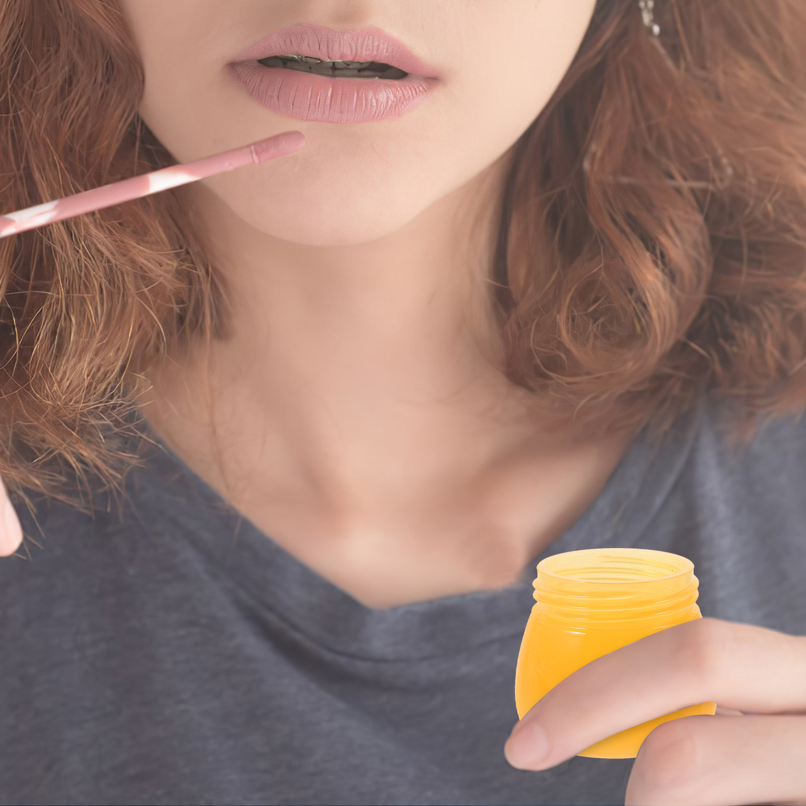 Lip Balm - 6Gの空のリップバーム容器。小さめのクリーム容器で、密閉性の高い蓋が付いており、旅行用のサンプル容器として、またはグリッターや宝石、ビーズ、つけ爪などの小物を入れるのに適しています。